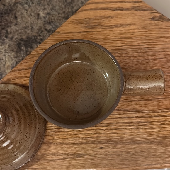 COPY - Crock with Handle and Vented Lid Stoneware Onion Soup Bowl - Picture 3 of 5